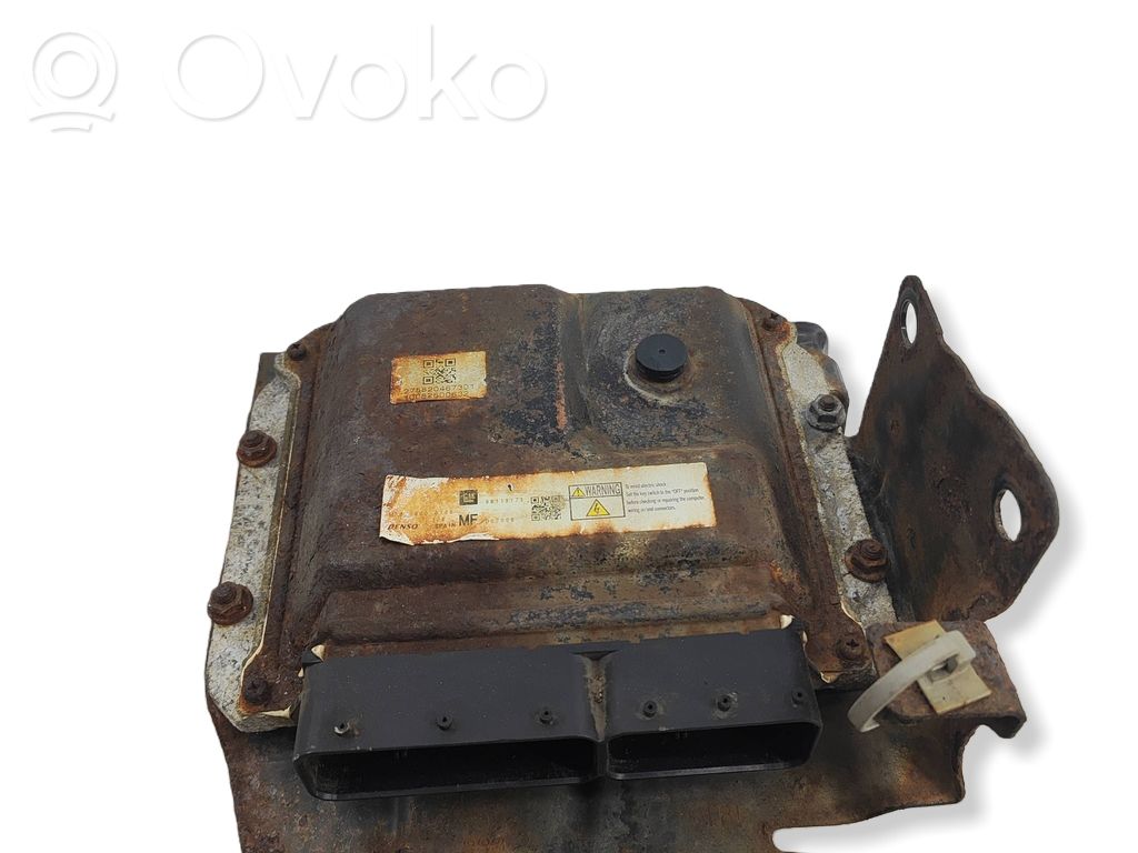 Engine control unit/module   98113173,275820467301