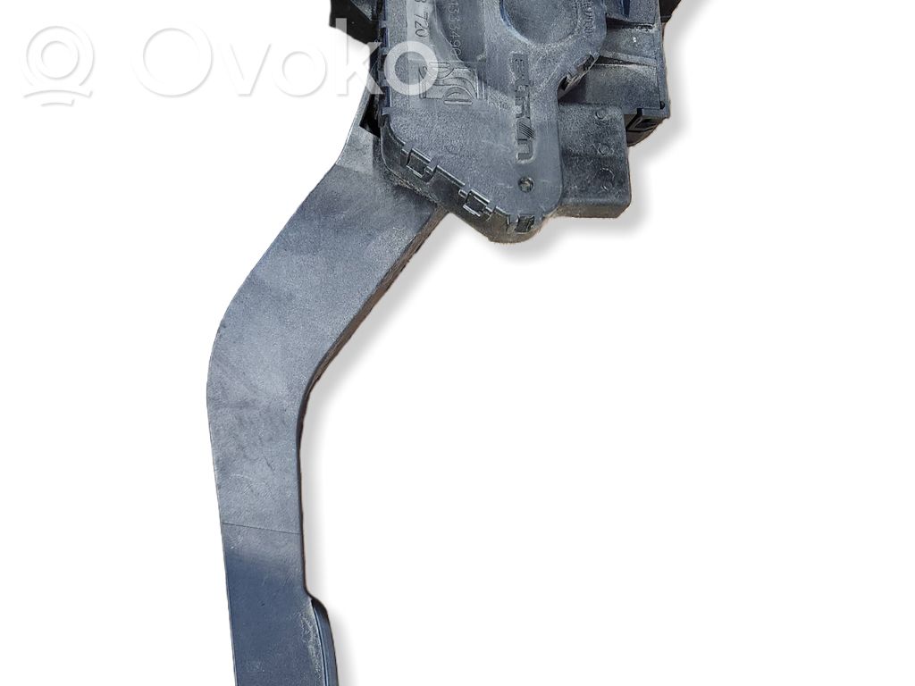 Iveco Daily 6th gen Gaspedal 