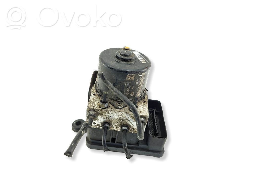 Volkswagen Golf IV ABS Pump 