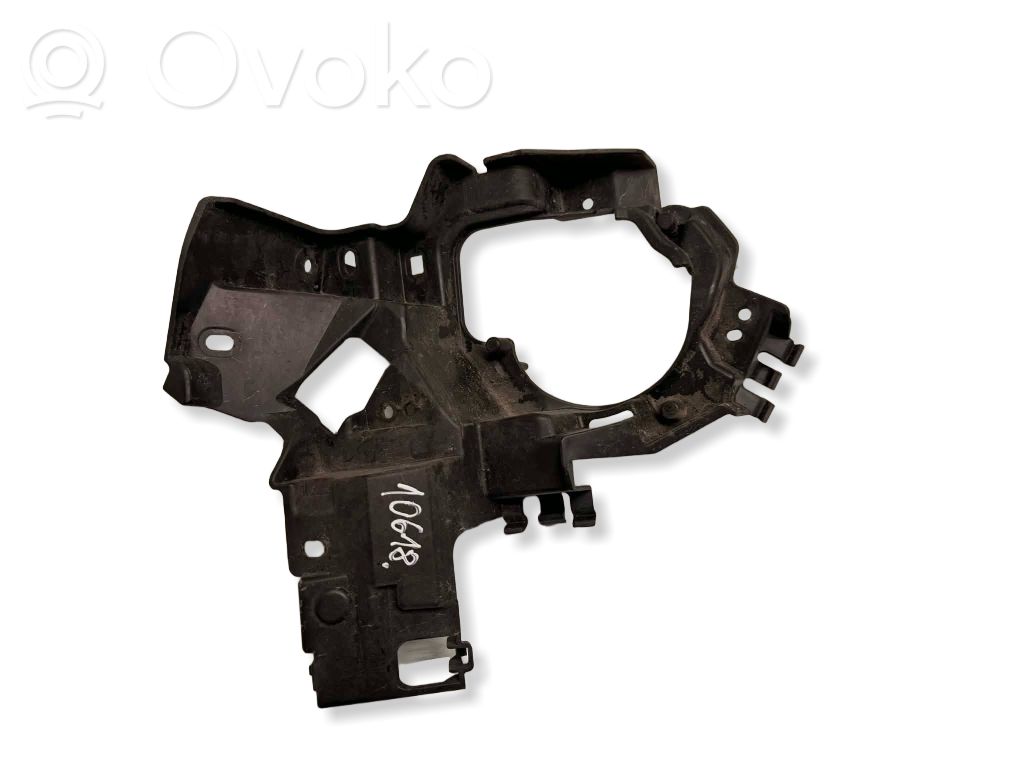 Mazda 6 Fog light bracket 