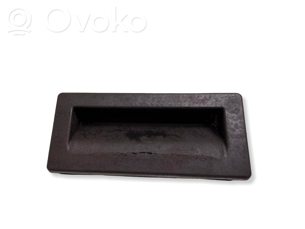 Skoda Octavia Mk3 (5E) Tailgate opening switch 