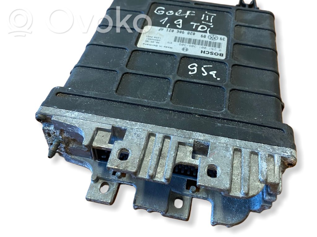 Volkswagen Golf III Engine control unit/module 