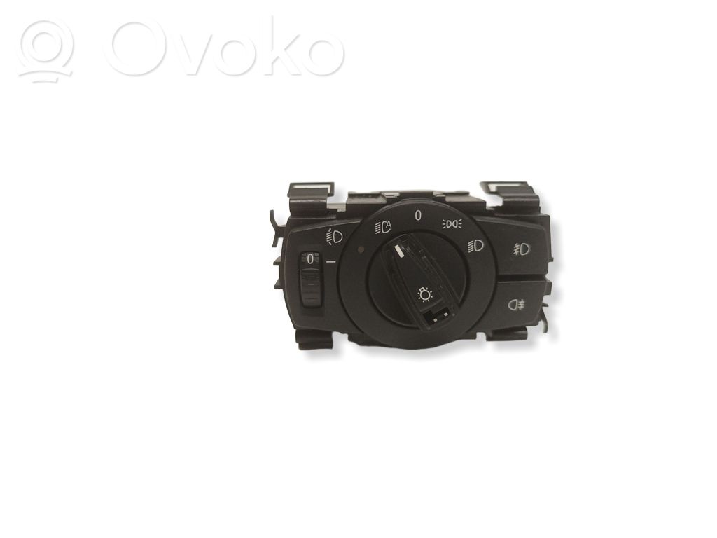 Light switch   9169406