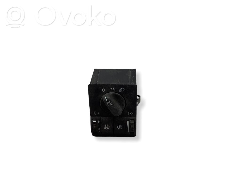 Opel Astra G Light switch 