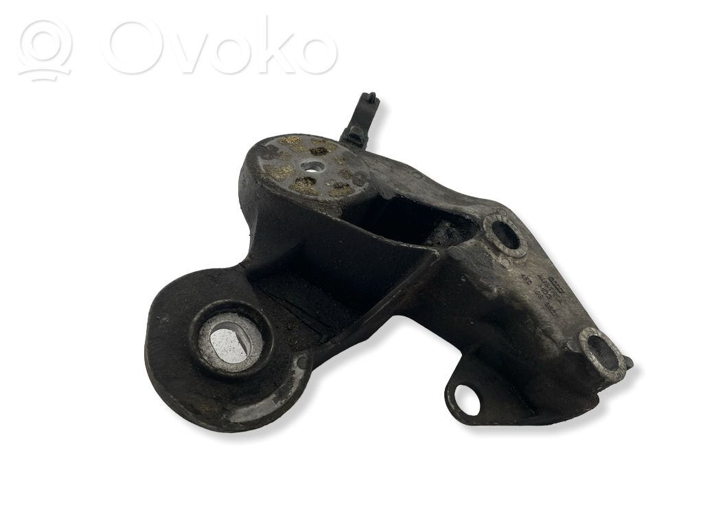 Audi A6 S6 C6 4F Engine mounting bracket 