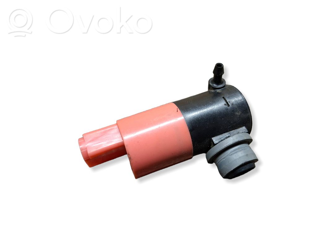 Toyota Yaris Windscreen/windshield washer pump 