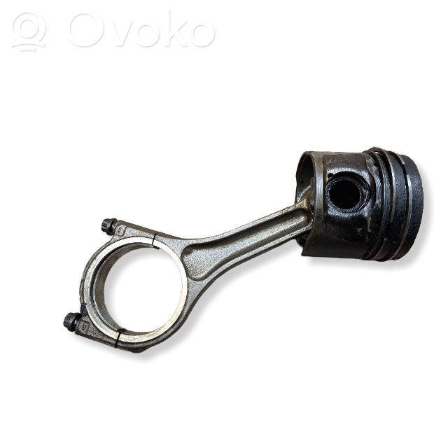 Land Rover Discovery 3 - LR3 Piston with connecting rod 