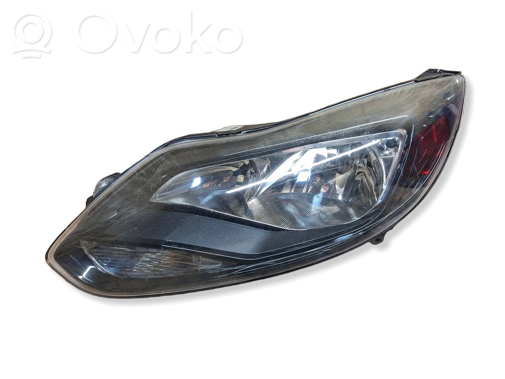 Ford Focus Передняя фара 