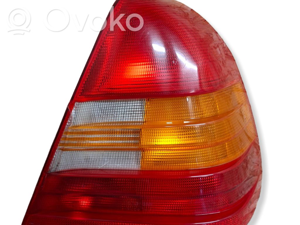 Mercedes-Benz C W202 Lampă spate în caroserie 