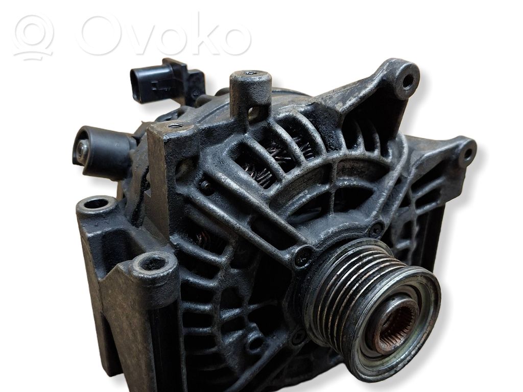 Mercedes-Benz E W211 Alternador 