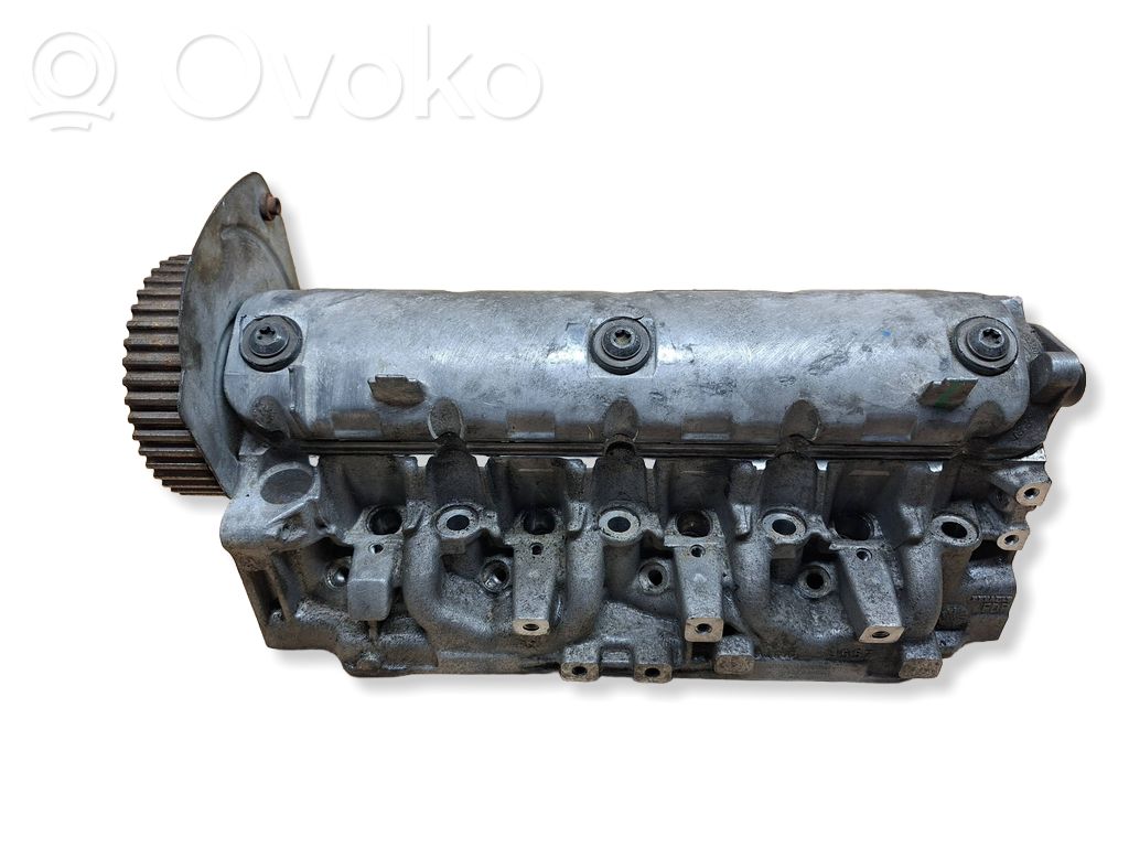 Renault Megane II Engine head 
