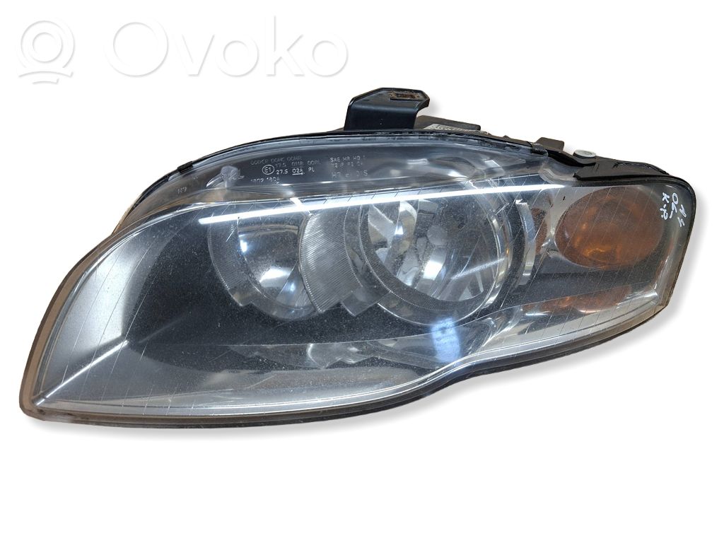 Audi A4 S4 B7 8E 8H Lampa przednia 