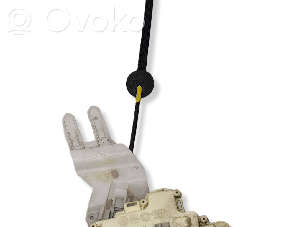 Volkswagen Eos Front door lock 