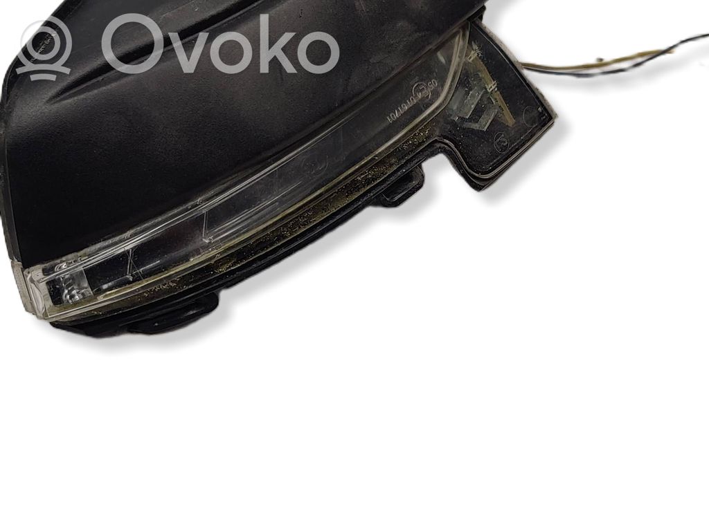 Skoda Octavia Mk3 (5E) Plastic wing mirror trim cover 