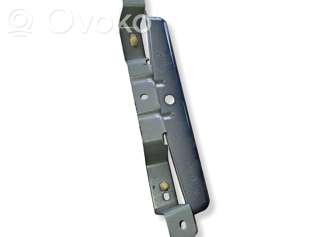 Dacia Duster Holder (bracket) 