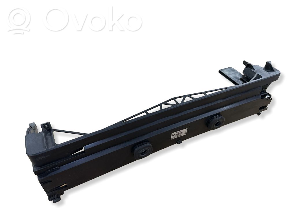 BMW 7 F01 F02 F03 F04 Prowadnica powietrza intercoolera 