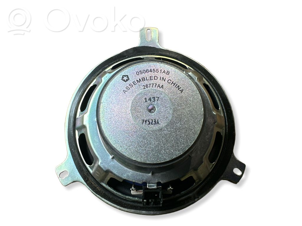Dodge Durango III Front door speaker 