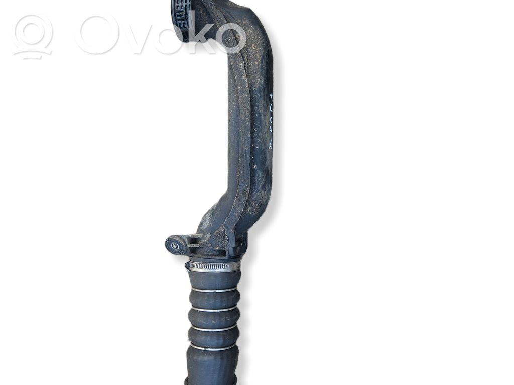 Skoda Octavia Mk2 (1Z) Intercooler hose/pipe 