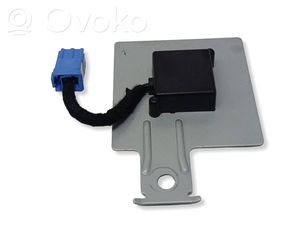 Mazda 6 Antenos stiprintuvas 