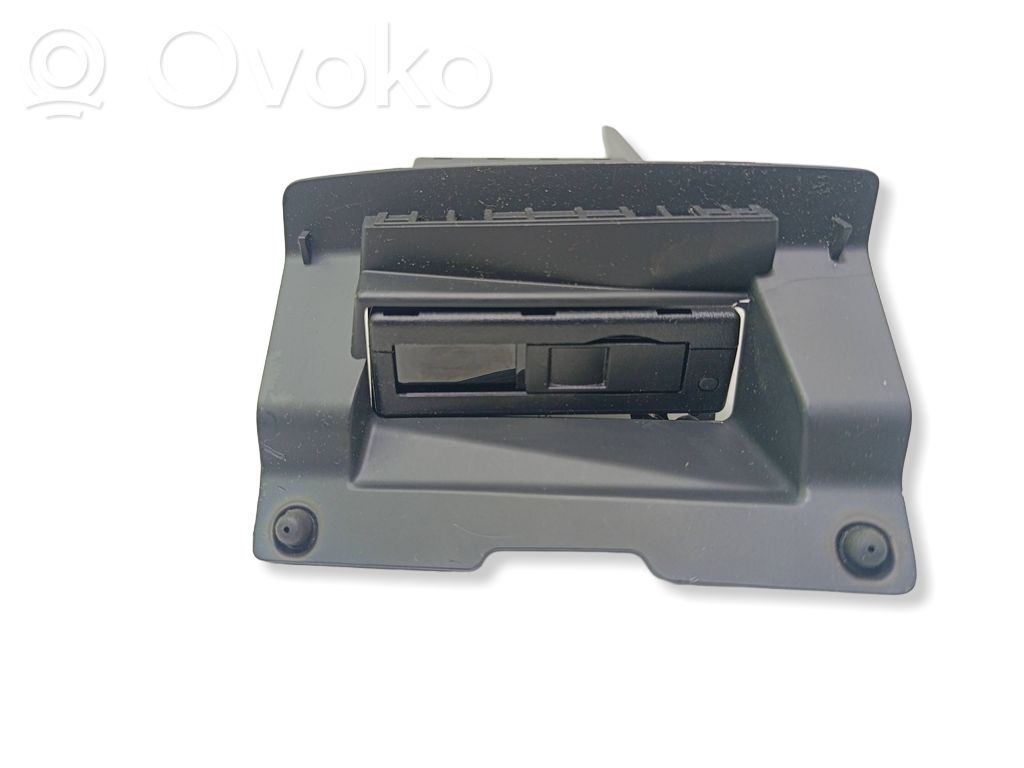 Mazda 6 GPS navigation control unit/module 
