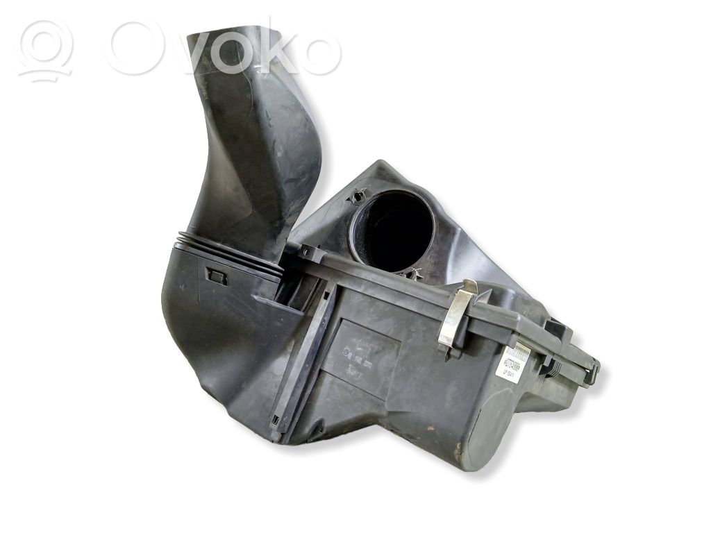 BMW 1 E82 E88 Air filter box 