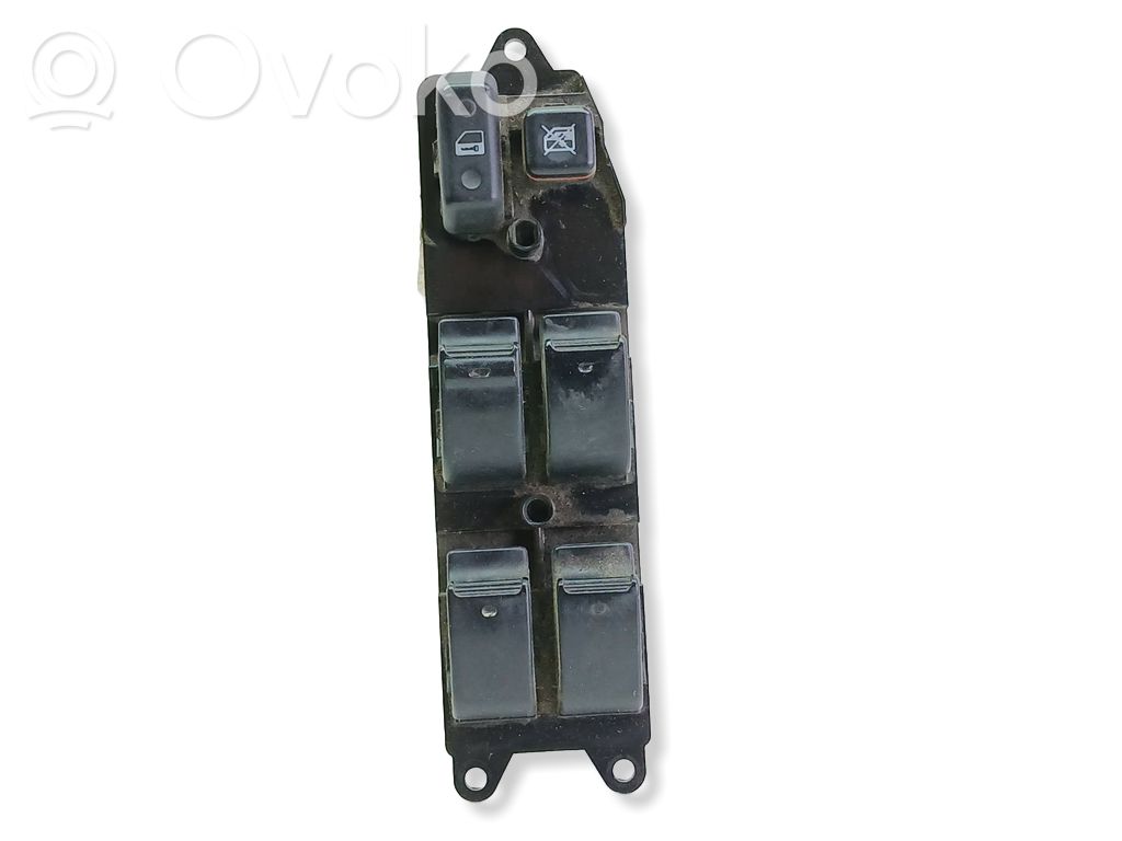 Toyota Corolla Verso E121 Electric window control switch 
