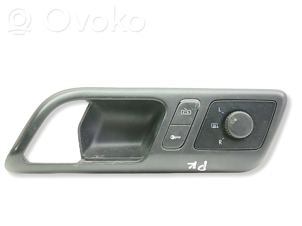 Volkswagen Polo IV 9N3 Central locking switch button 