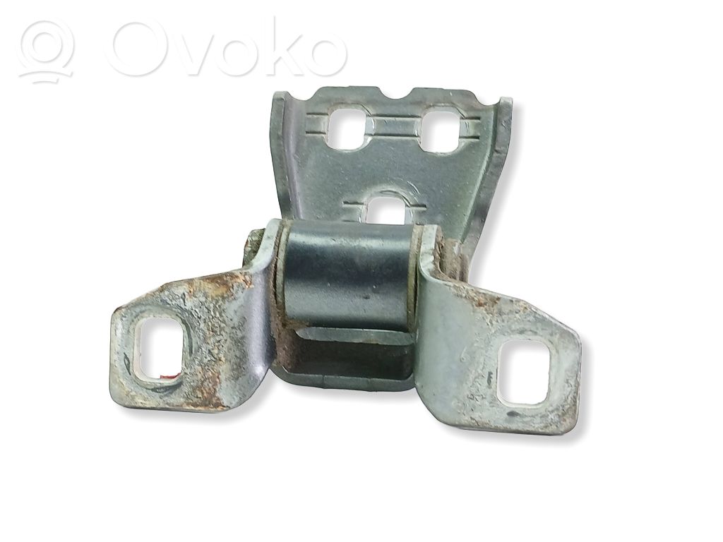 Jeep Grand Cherokee (WK) Front door lower hinge 