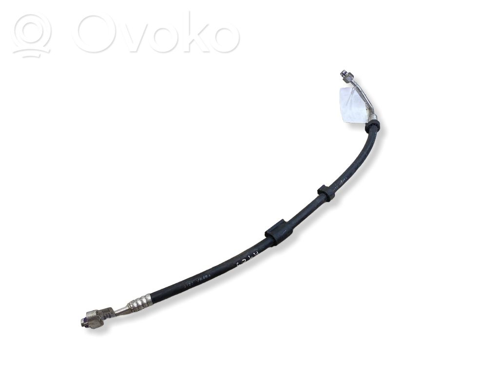 Audi A4 S4 B9 8W Ilmastointilaitteen putki (A/C) 