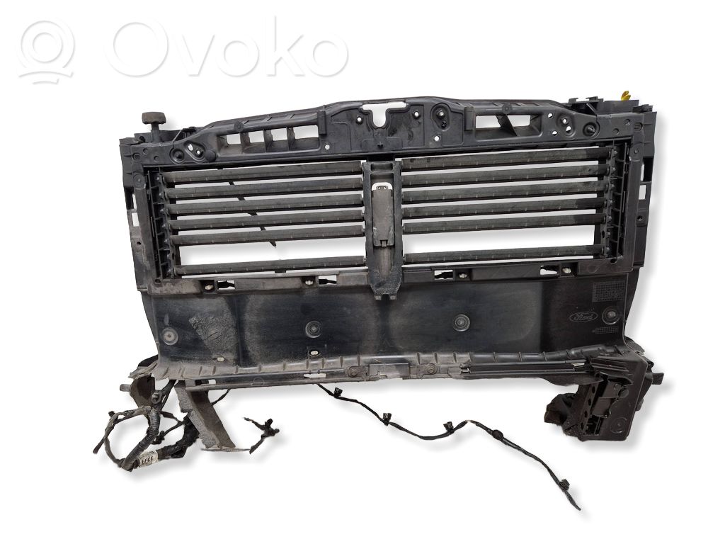 Ford Kuga III Radiatoriaus oro nukreipėjas (-ai) 