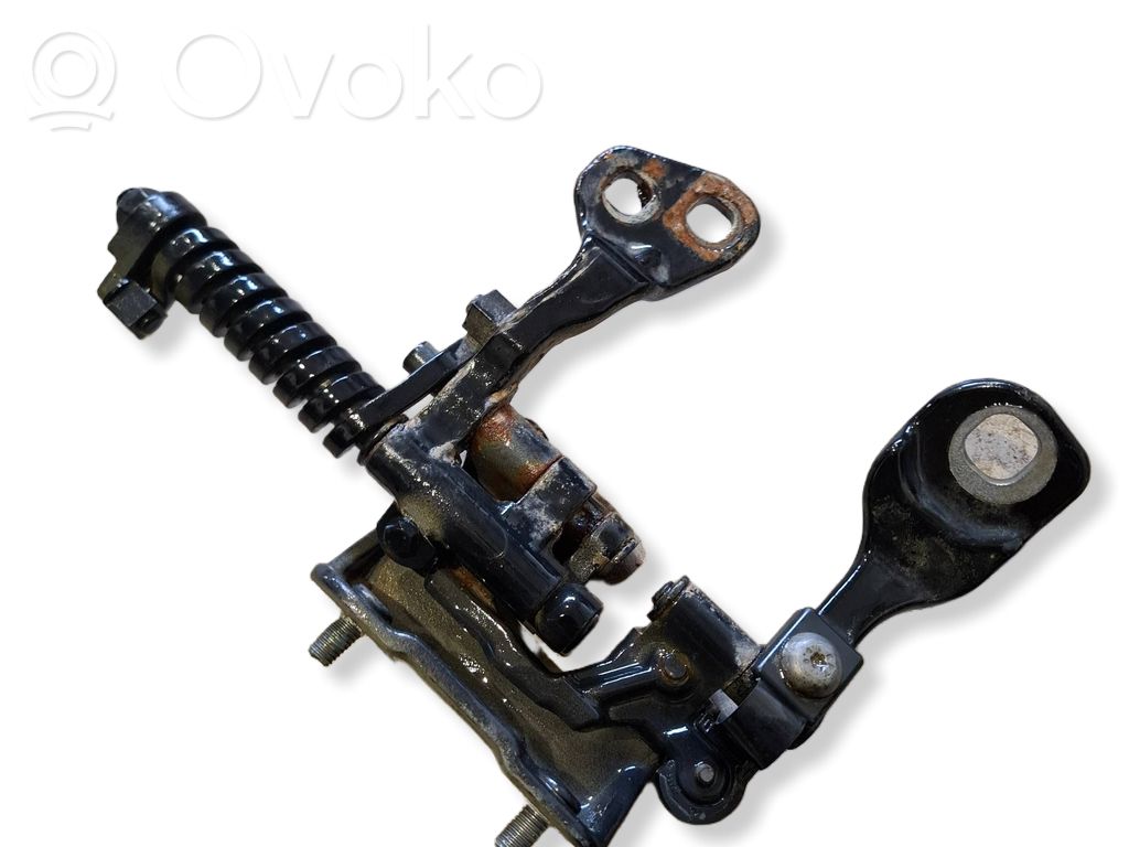 Tailgate/trunk/boot hinge   7119041,5512