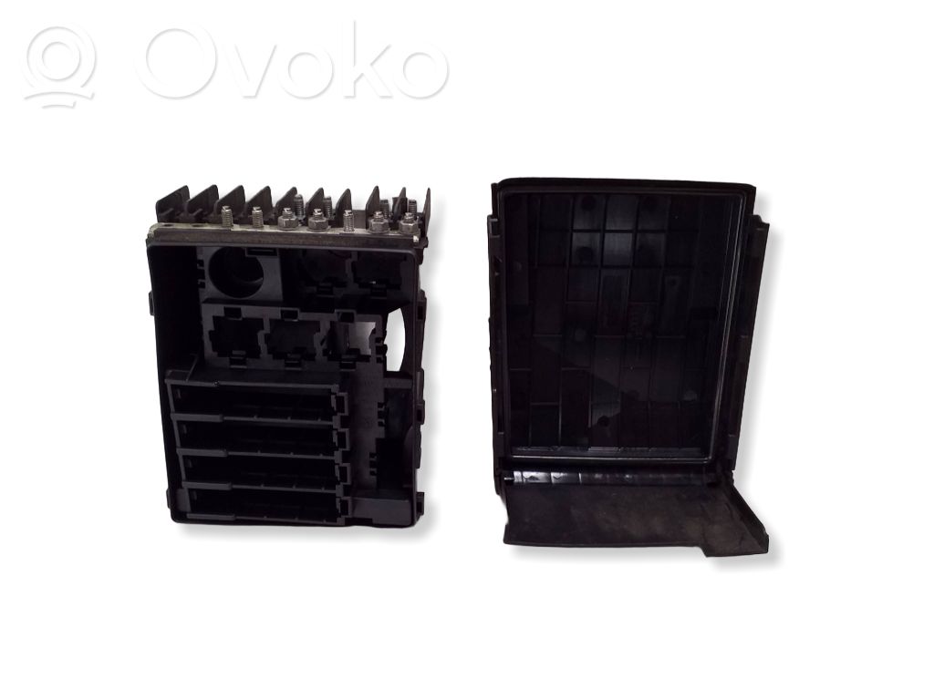 Audi TT TTS Mk2 Fuse box set 