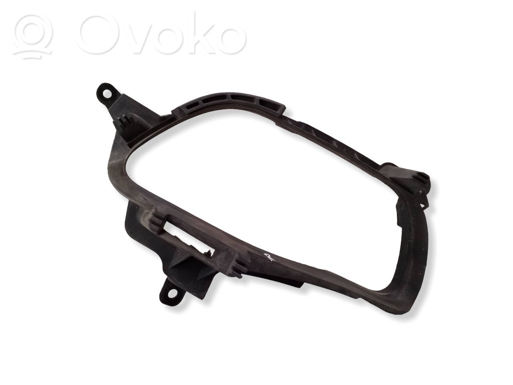 Jeep Cherokee Headlight/headlamp mounting bracket 