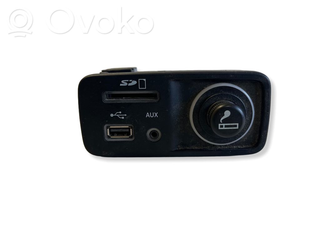 Jeep Cherokee KL Enchufe conector USB 