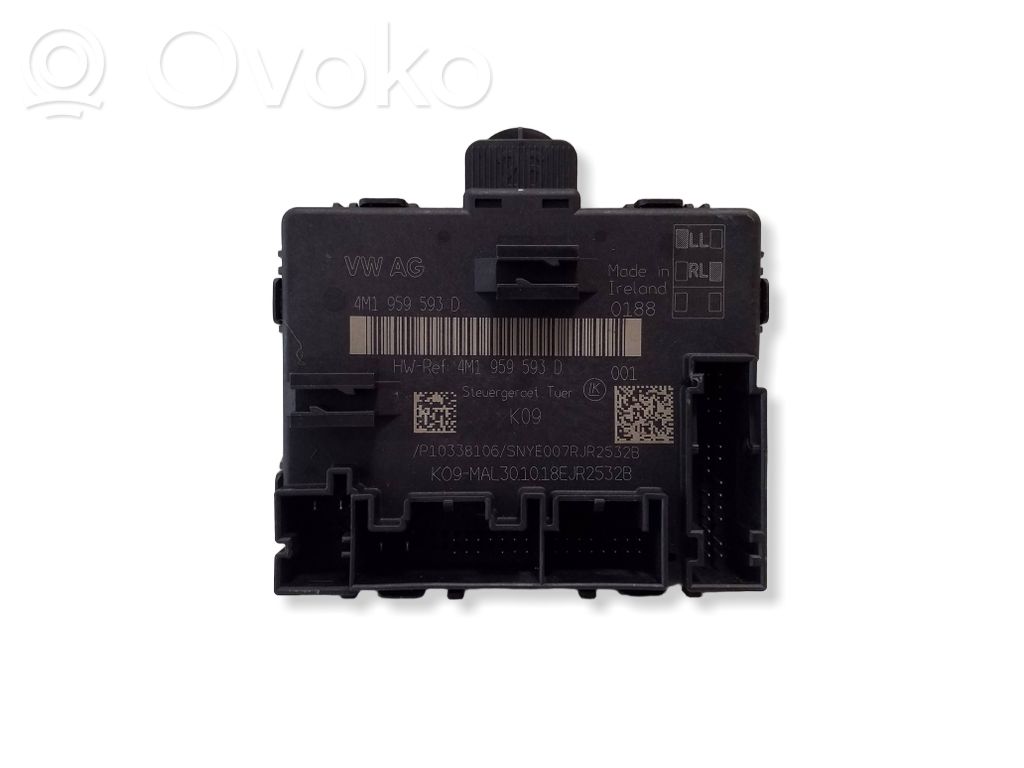 Volkswagen Touareg III Door control unit/module 