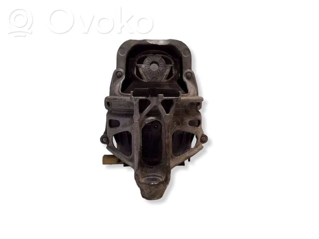Volkswagen Touareg III Engine mount bracket 