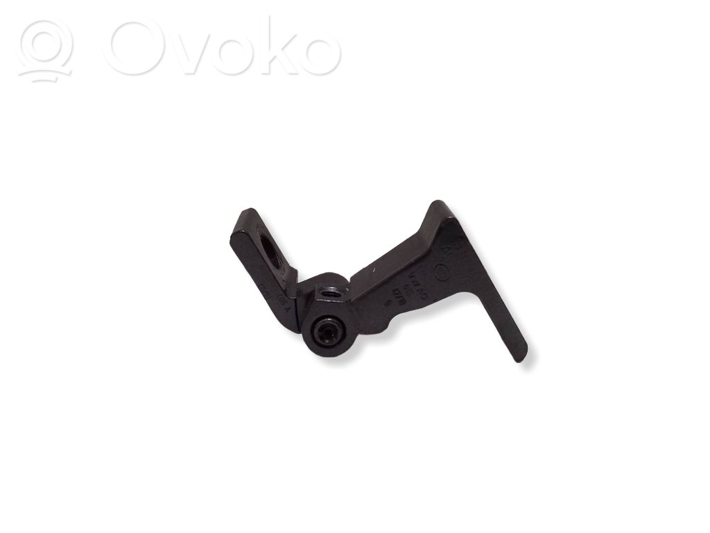 Volkswagen Touareg III Rear door lower hinge 
