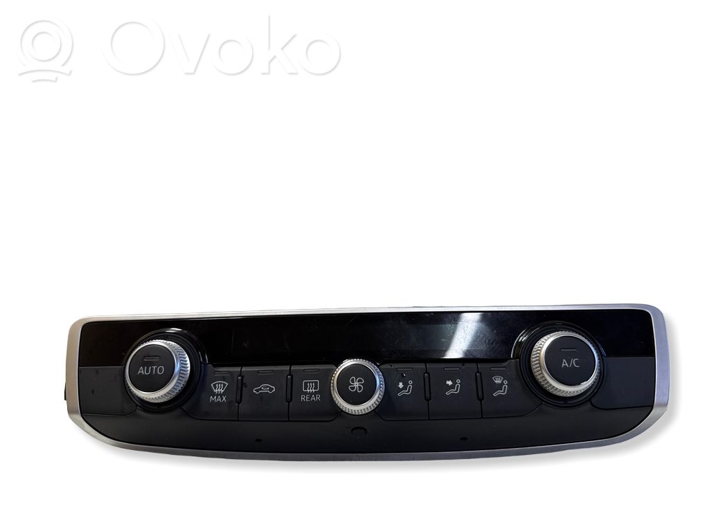 Audi Q3 F3 Climate control unit 
