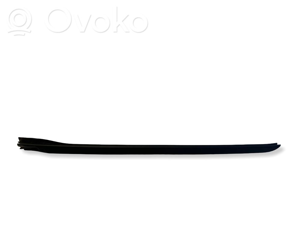 BMW i4 Windshield trim 