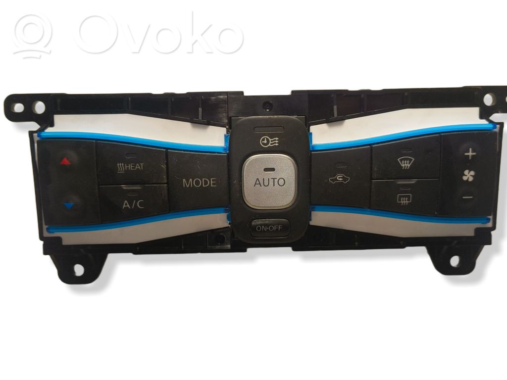 Nissan Leaf I (ZE0) Climate control unit 