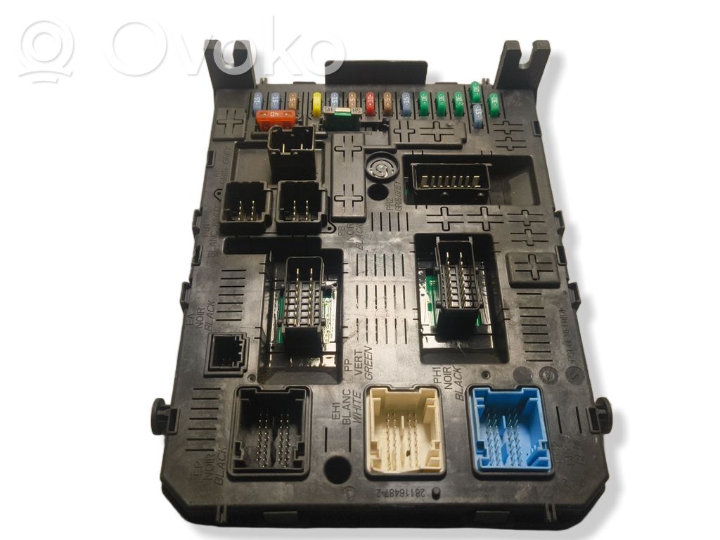 Peugeot 2008 I Module de fusibles 