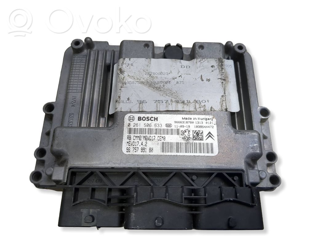 Peugeot 208 I Engine control unit/module 