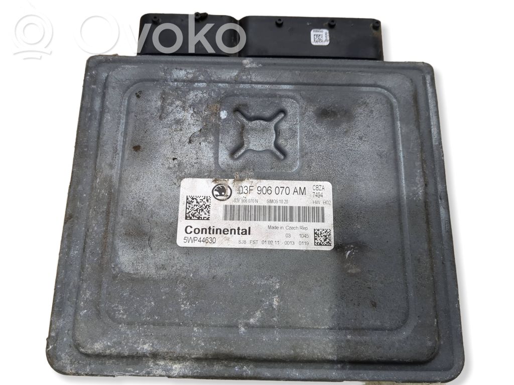 Skoda Fabia Mk2 (5J) Engine control unit/module 