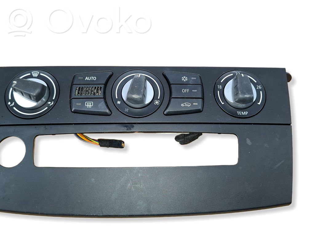 BMW 5 E60 E61 Climate control unit 