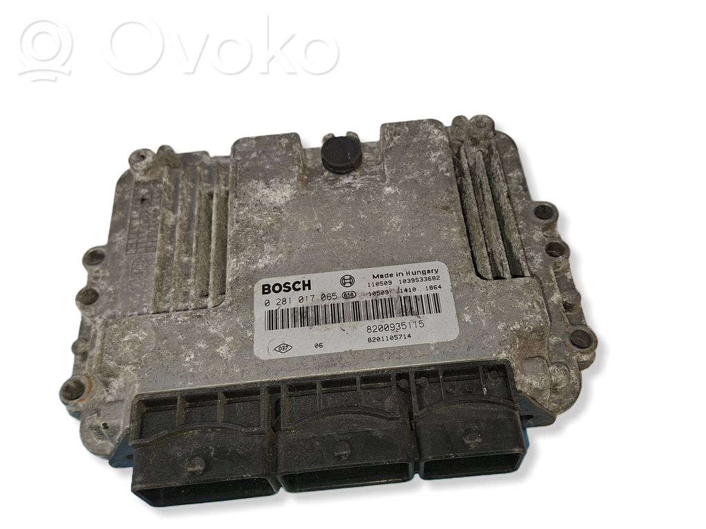 Opel Vivaro Engine control unit/module 