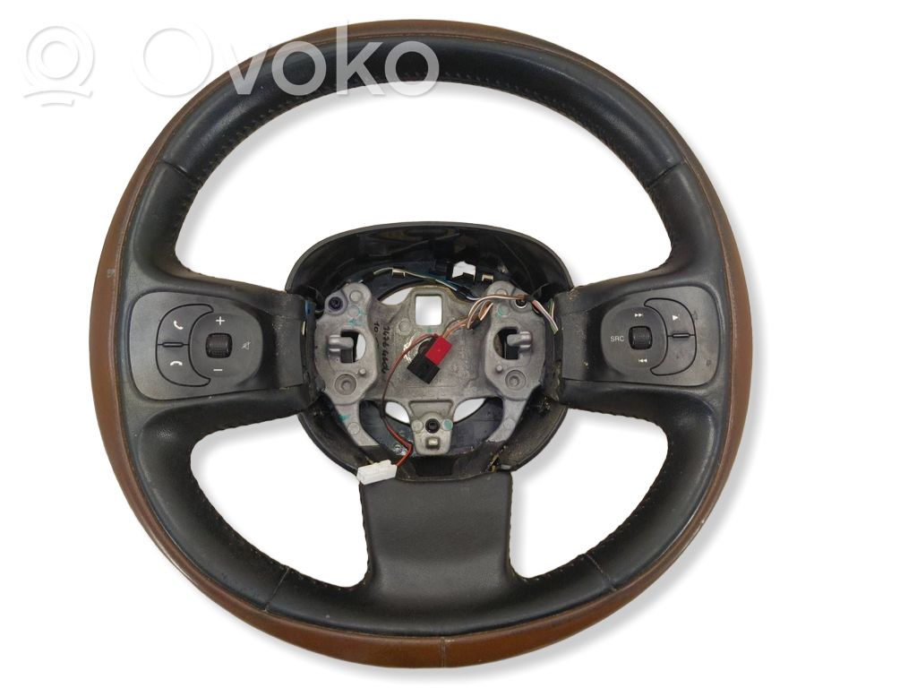 Fiat 500L Ohjauspyörä 
