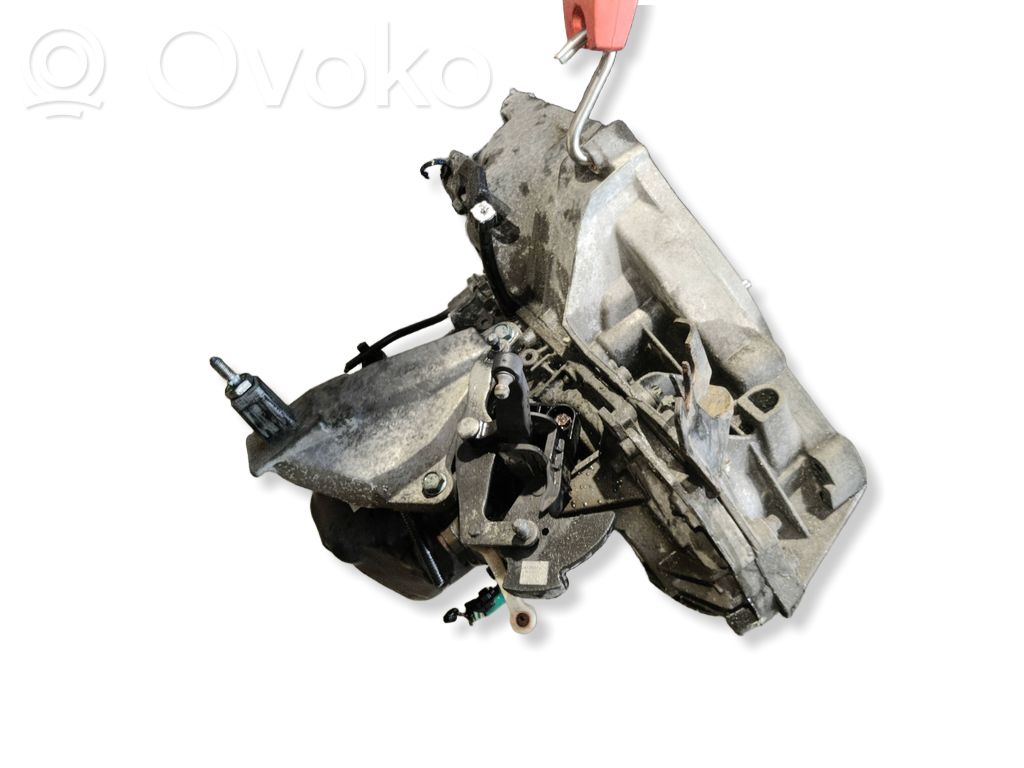 Nissan Note (E12) Manual 5 speed gearbox 