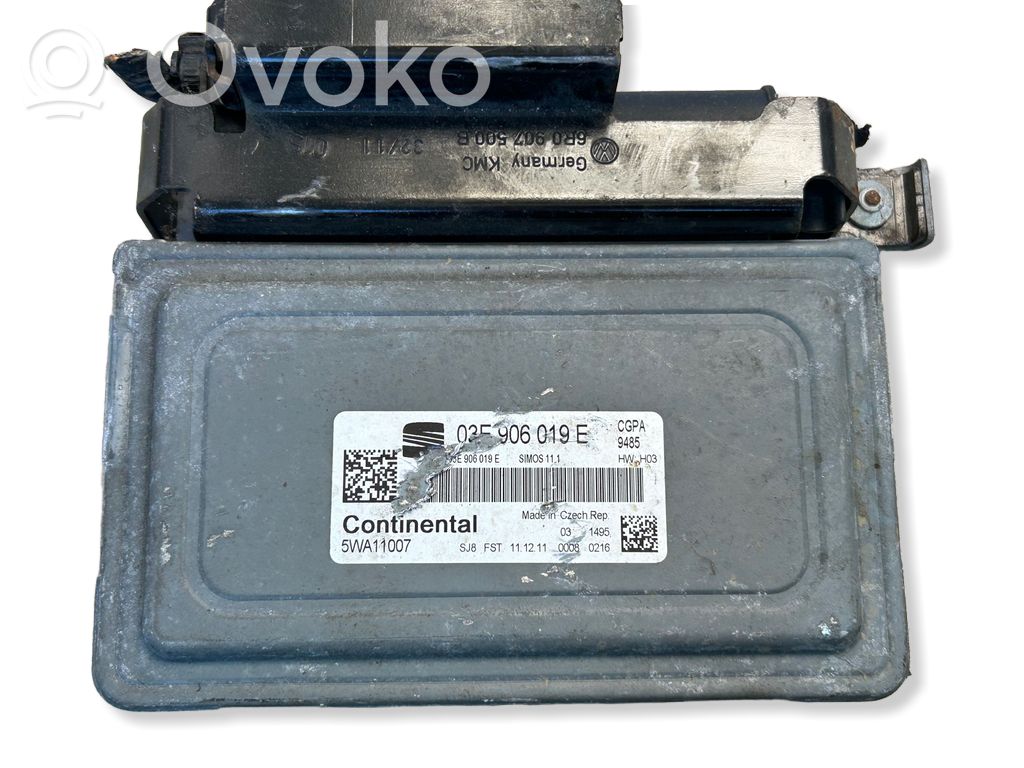 Volkswagen Polo V 6R Sterownik / Moduł ECU 