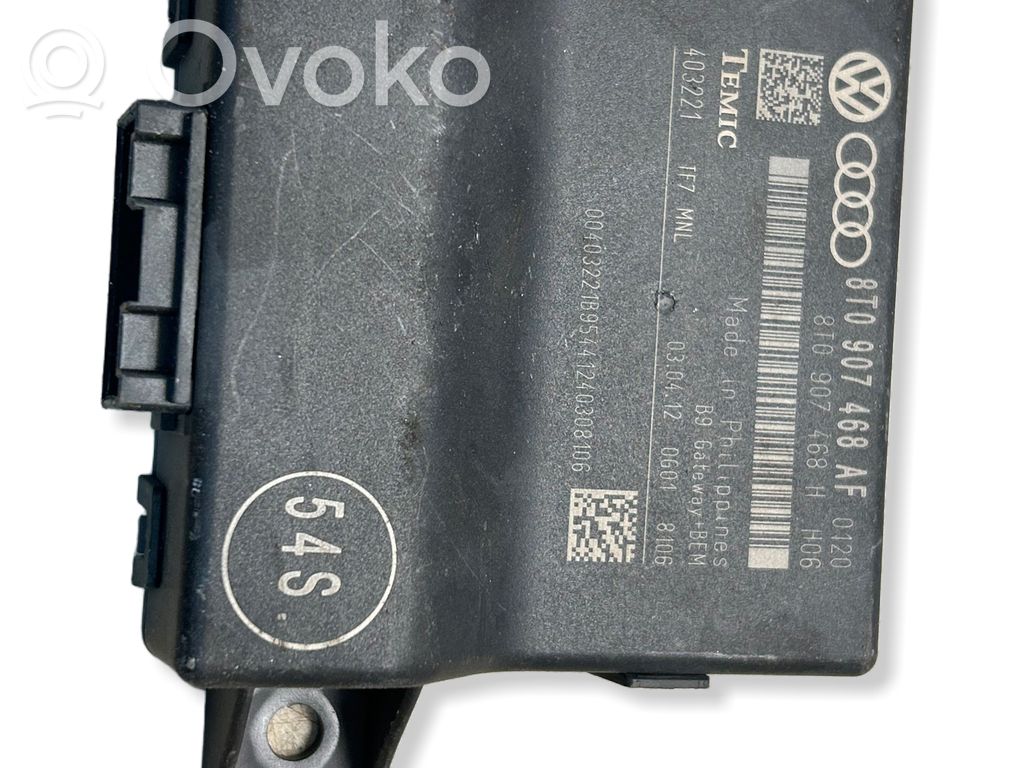 Audi A5 8T 8F Gateway control module 