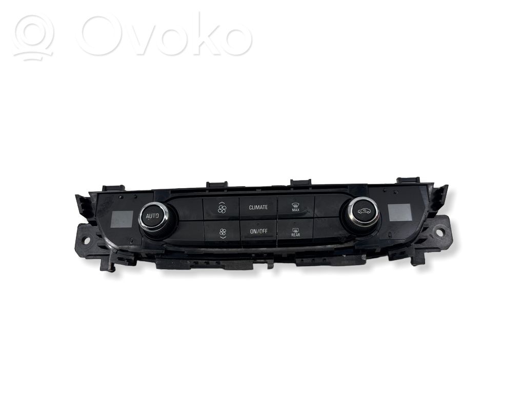 Opel Insignia B Climate control unit 